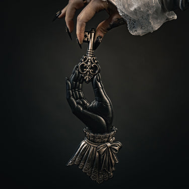 Keepers Hand - The Mourning Room - The Blackened Teeth Ltd Gothic Home Decor