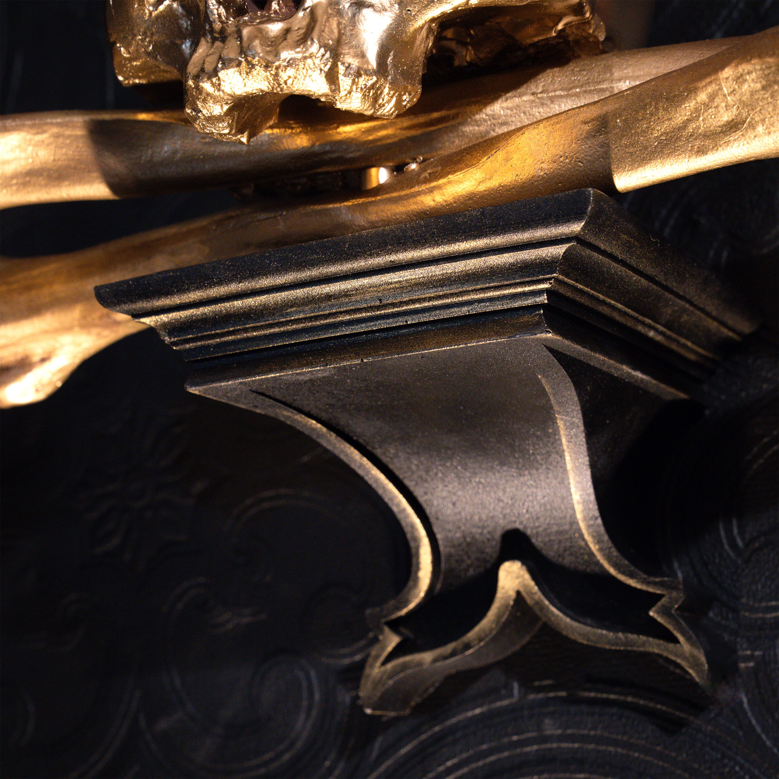 Ossuary Skull Corbel - Gold Edition