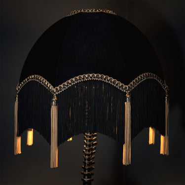 priscilla baroque lampshade - Gothic decor - The blackened teeth
