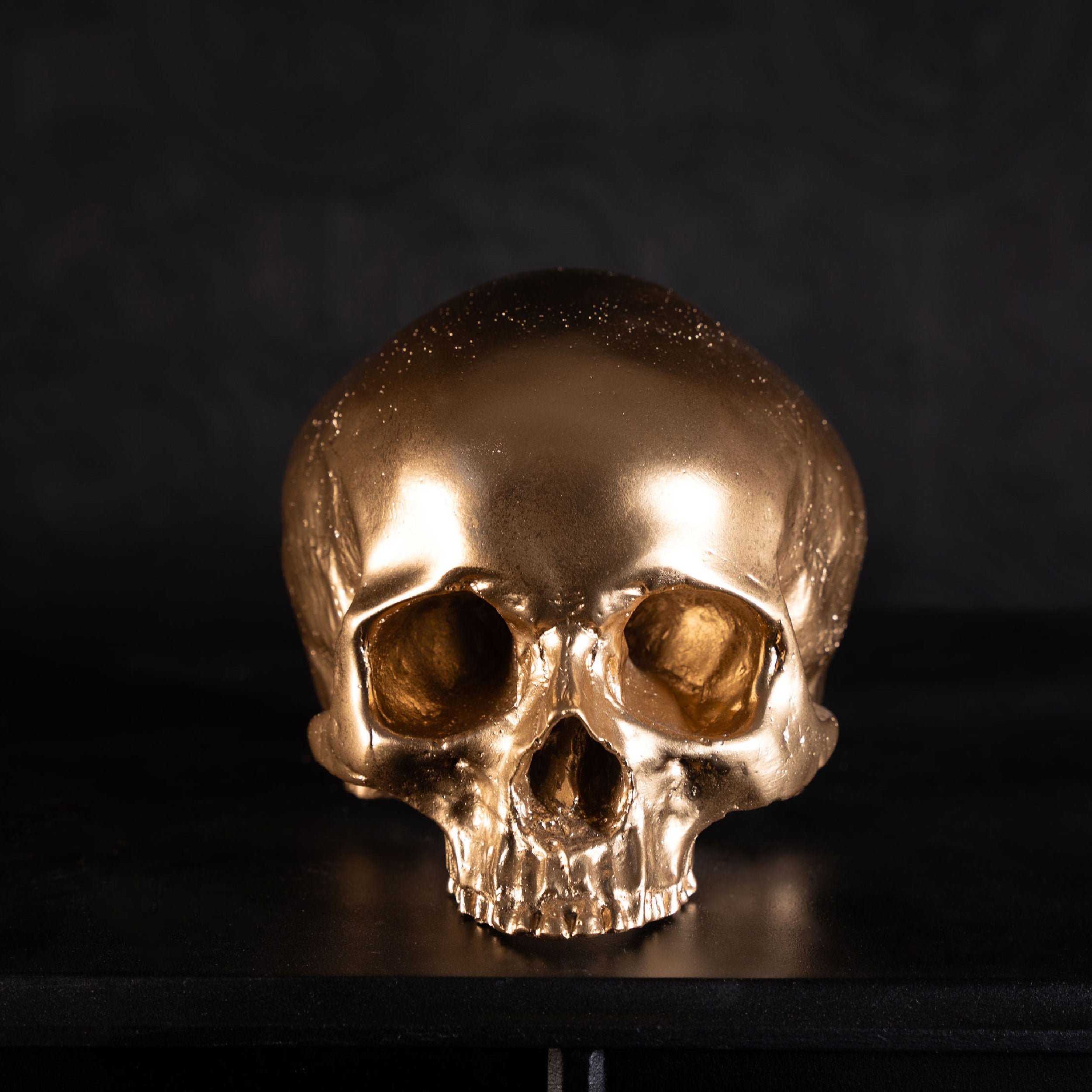 Human skull ornament - gold - The Blackened teeth - gothic decor