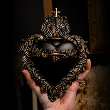 Heart-Of-Morvella-Wall-Plaque-Gothic-Home-Decor-by-The-Blackened-Teeth-Ltd