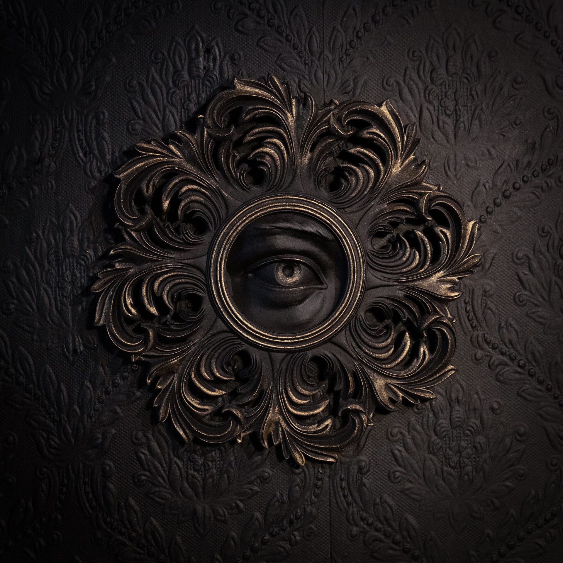 Octavio Baroque Eye Wall Plaque