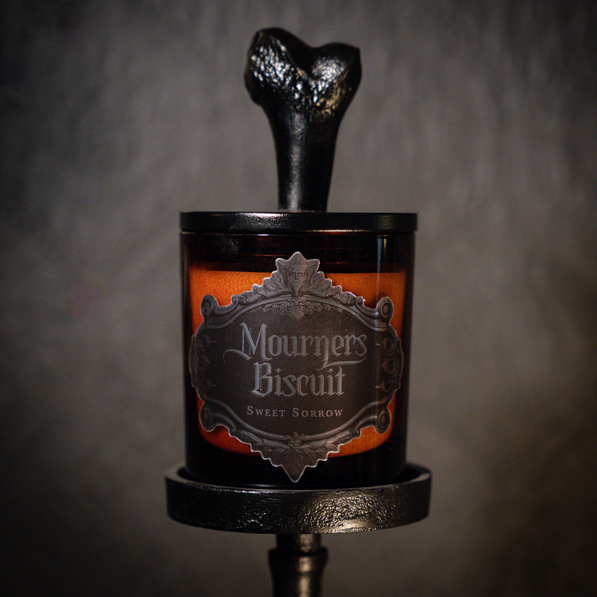 The Mourners Biscuit - Bone Jar Candle