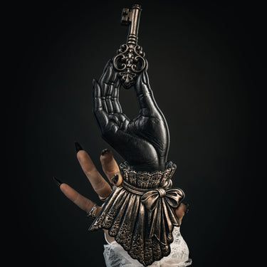 Keepers Hand - The Mourning Room - The Blackened Teeth Ltd Gothic Home Decor