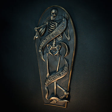 Remember deaths awaiting thee gothic wall plaque by The blackened Teeth Ltd gothic home decor