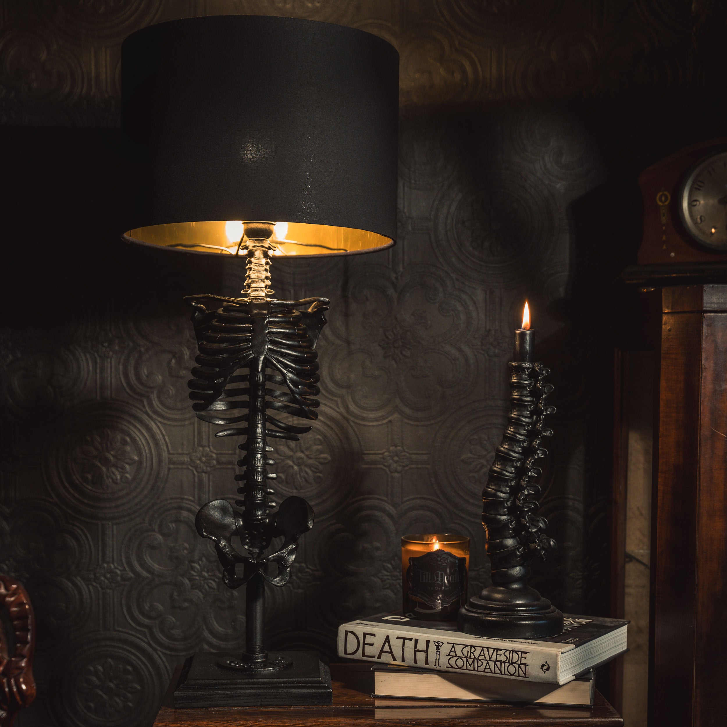 Die Edison Skull Lampe Totenkopf Dekor von The Blackened Teeth Gothic Home  Decor handgefertigt von Handwerkern - .de