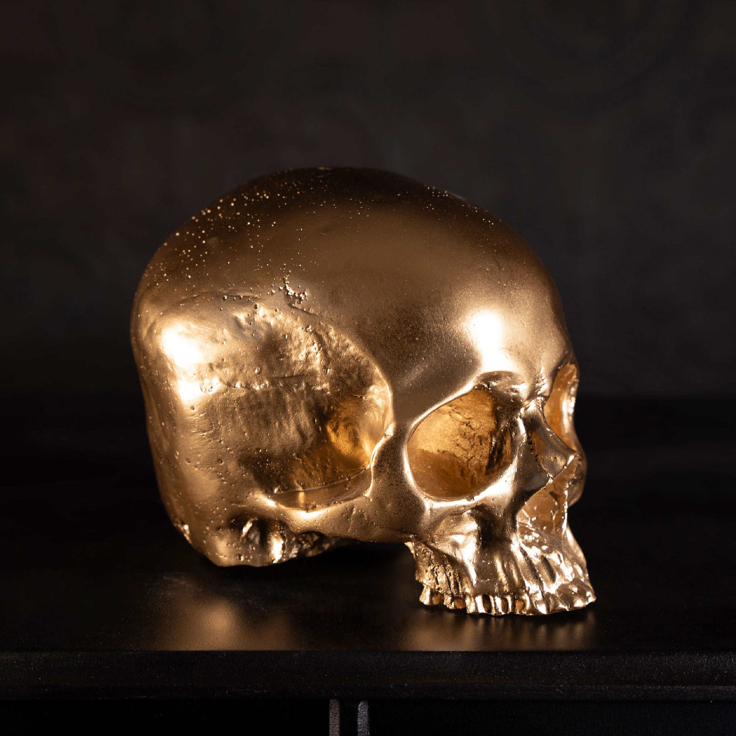 Replica Human Skull Ornament - Gold