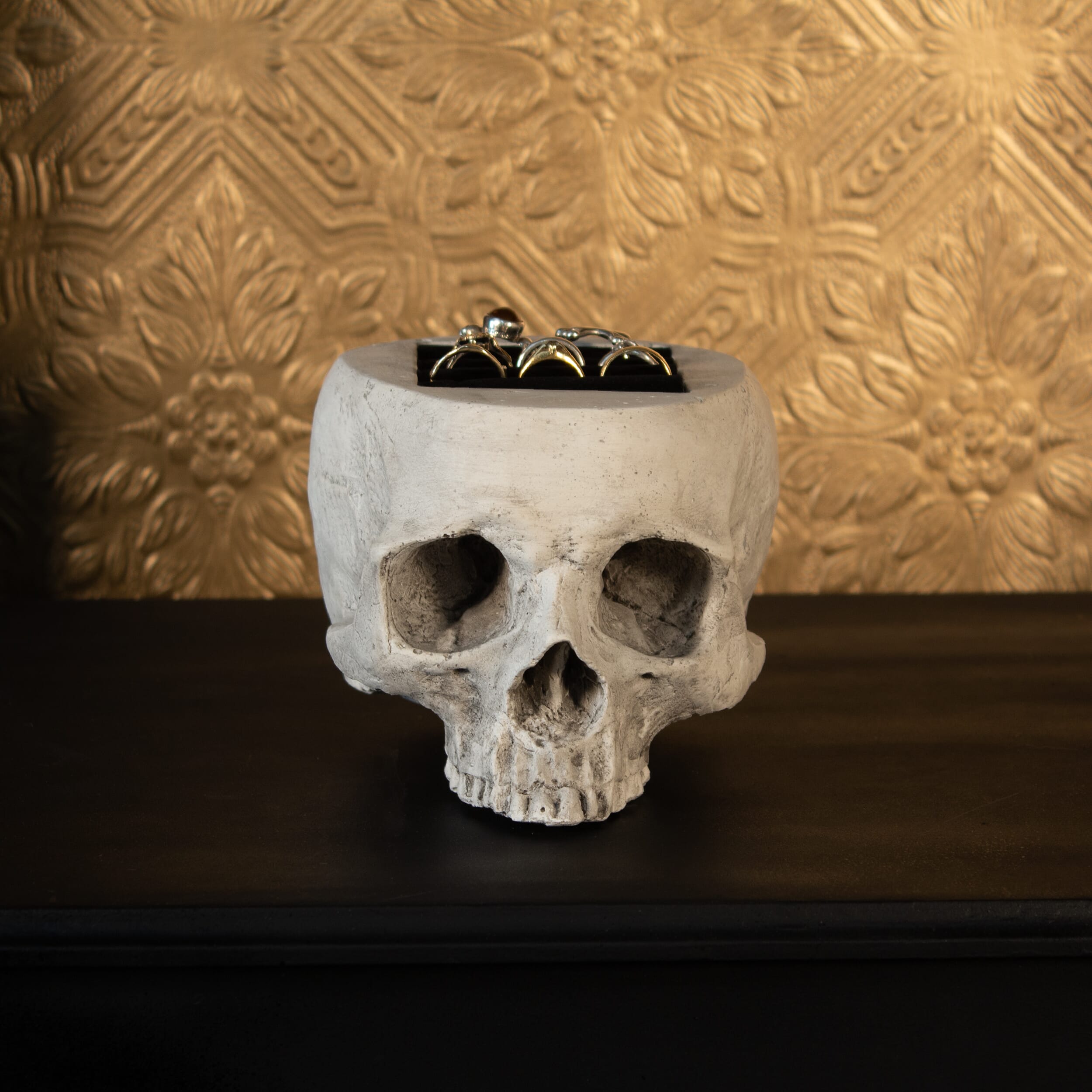 Skull Ring Holder - Ornament