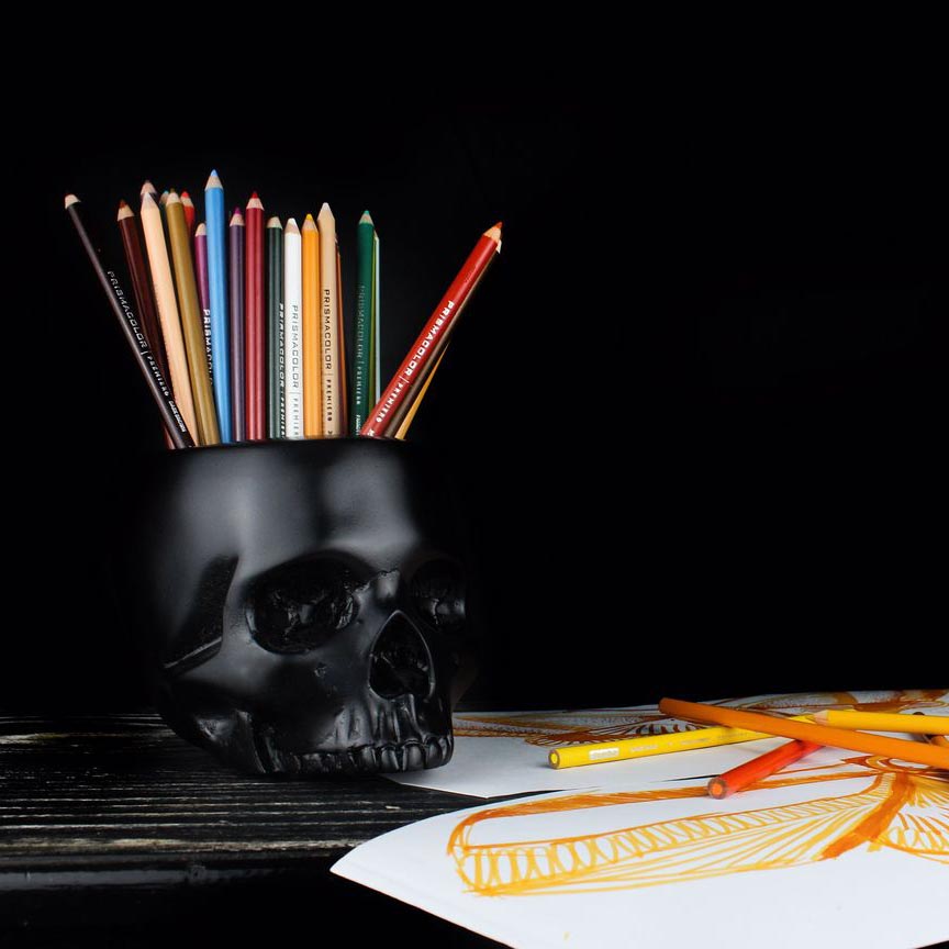 Jawless Skull Pot