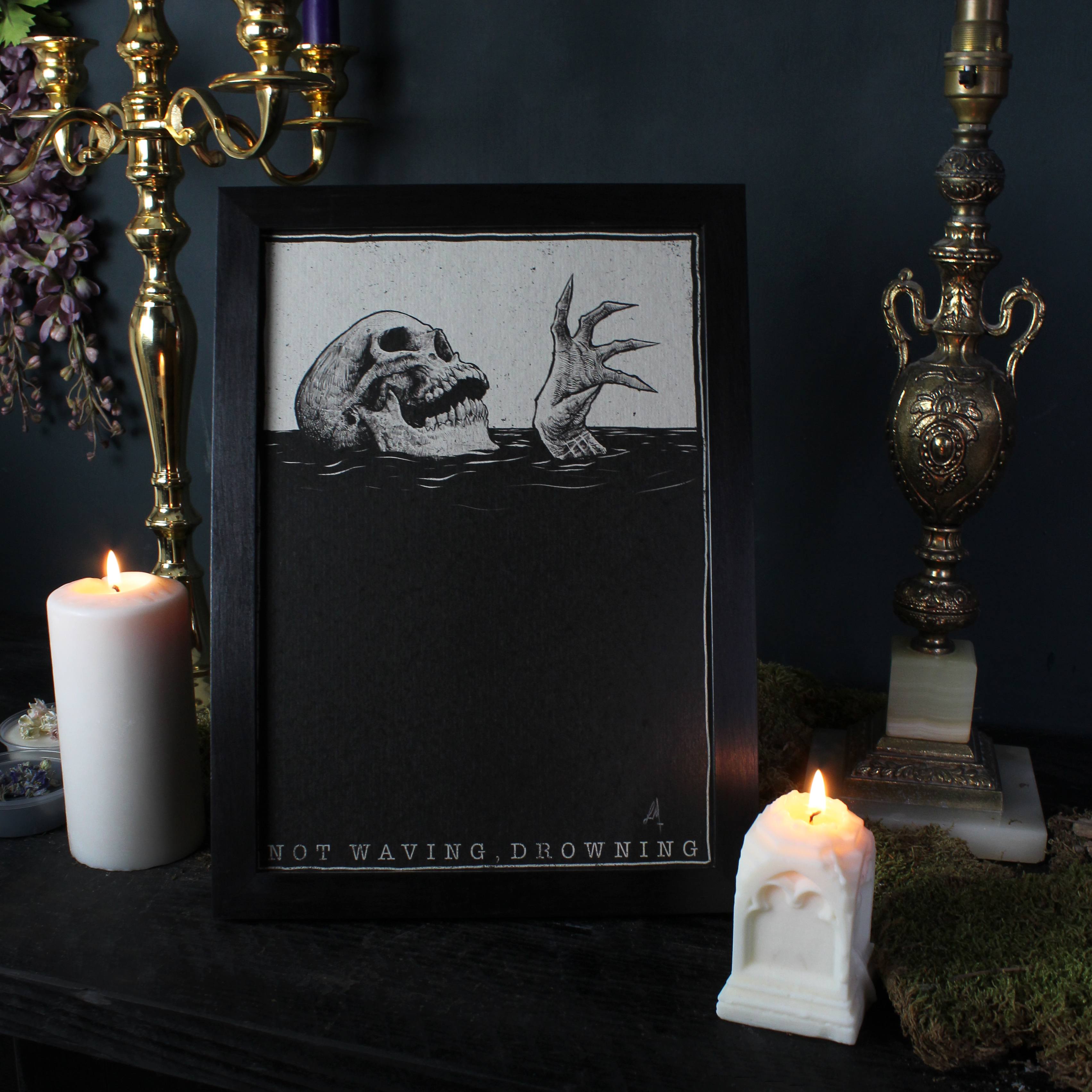 Not waving, drowning art - The Blackened teeth - Gothic decor