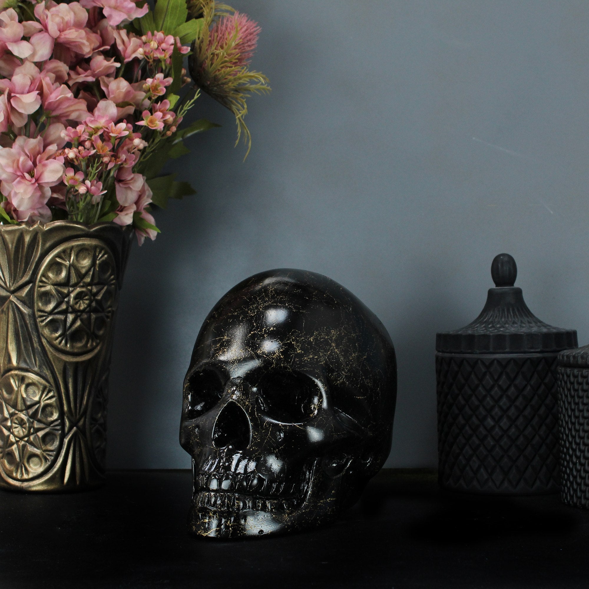 skull ornament replica black gold marble 